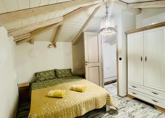 בית נופש Kassandra *