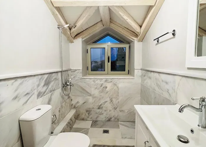 בית נופש Kassandra פורטו הלי